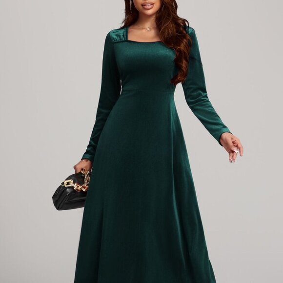 JXYK Dresses & Skirts - Square Neck Long Sleeve Velvet Dress